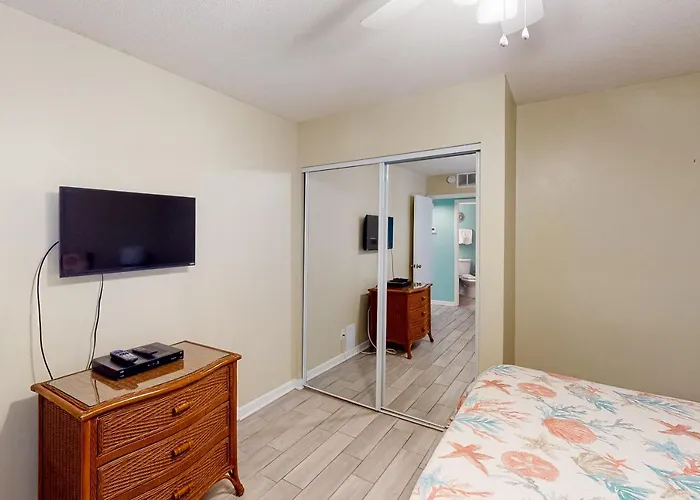 Regatta 105c Apartment